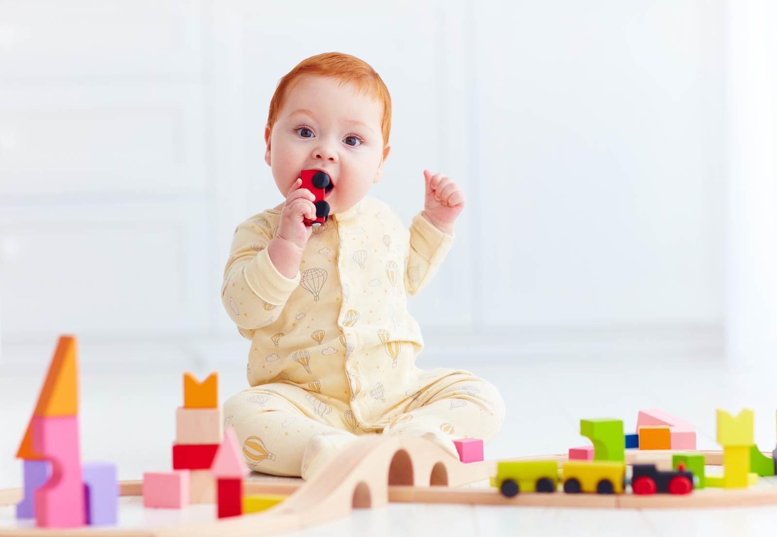 醫生警告父母親小朋友被小東西噎住的危險 Doctors warn parents of the choking hazards of small objects